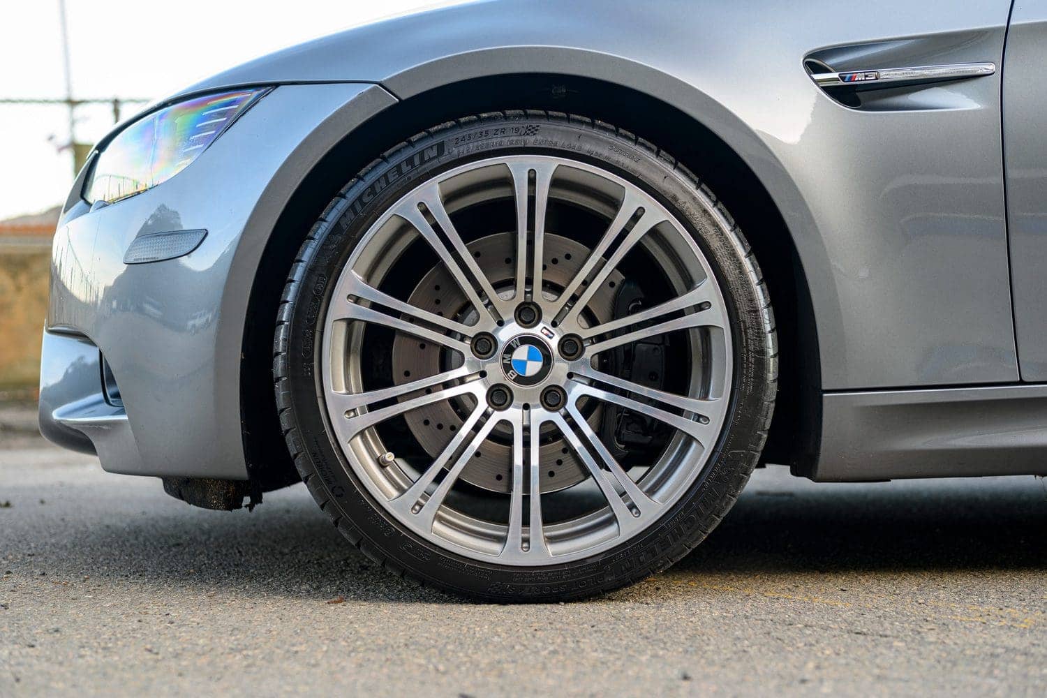 bmw-220M-style-wheel