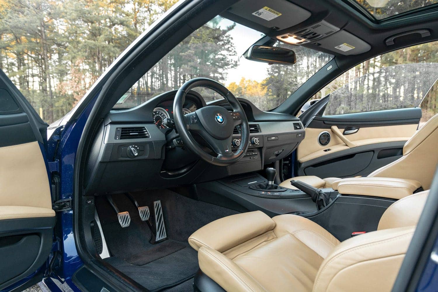 m3-double-hump-dash