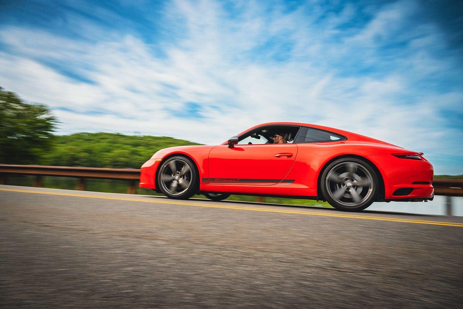 911 T