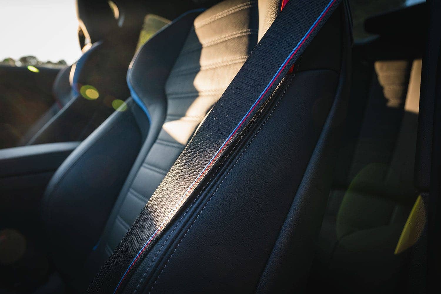 M2 seat belts