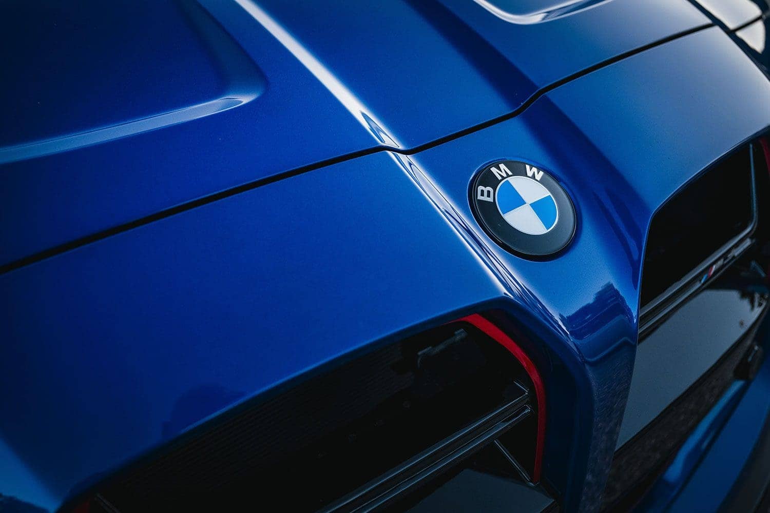 M3 badge