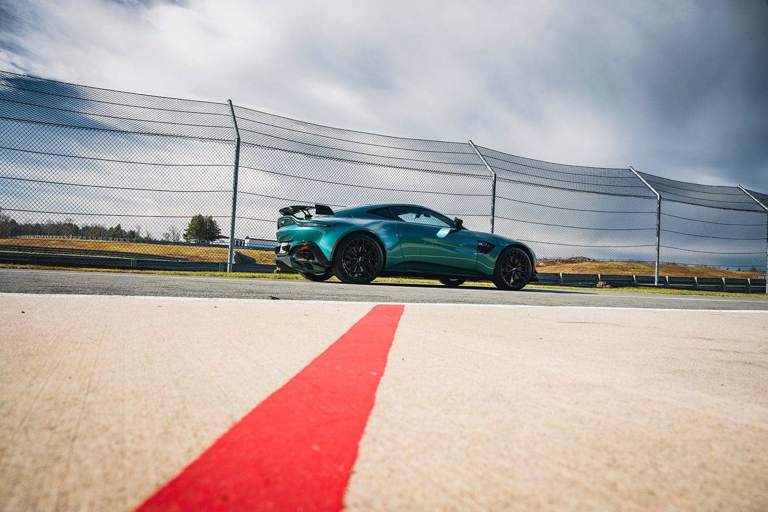Aston Martin Vantage