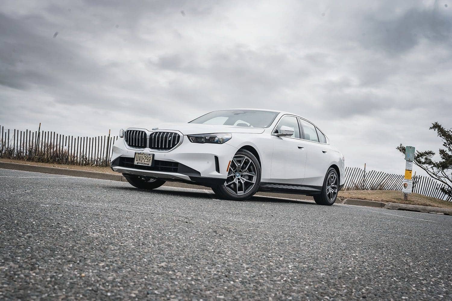 BMW i5