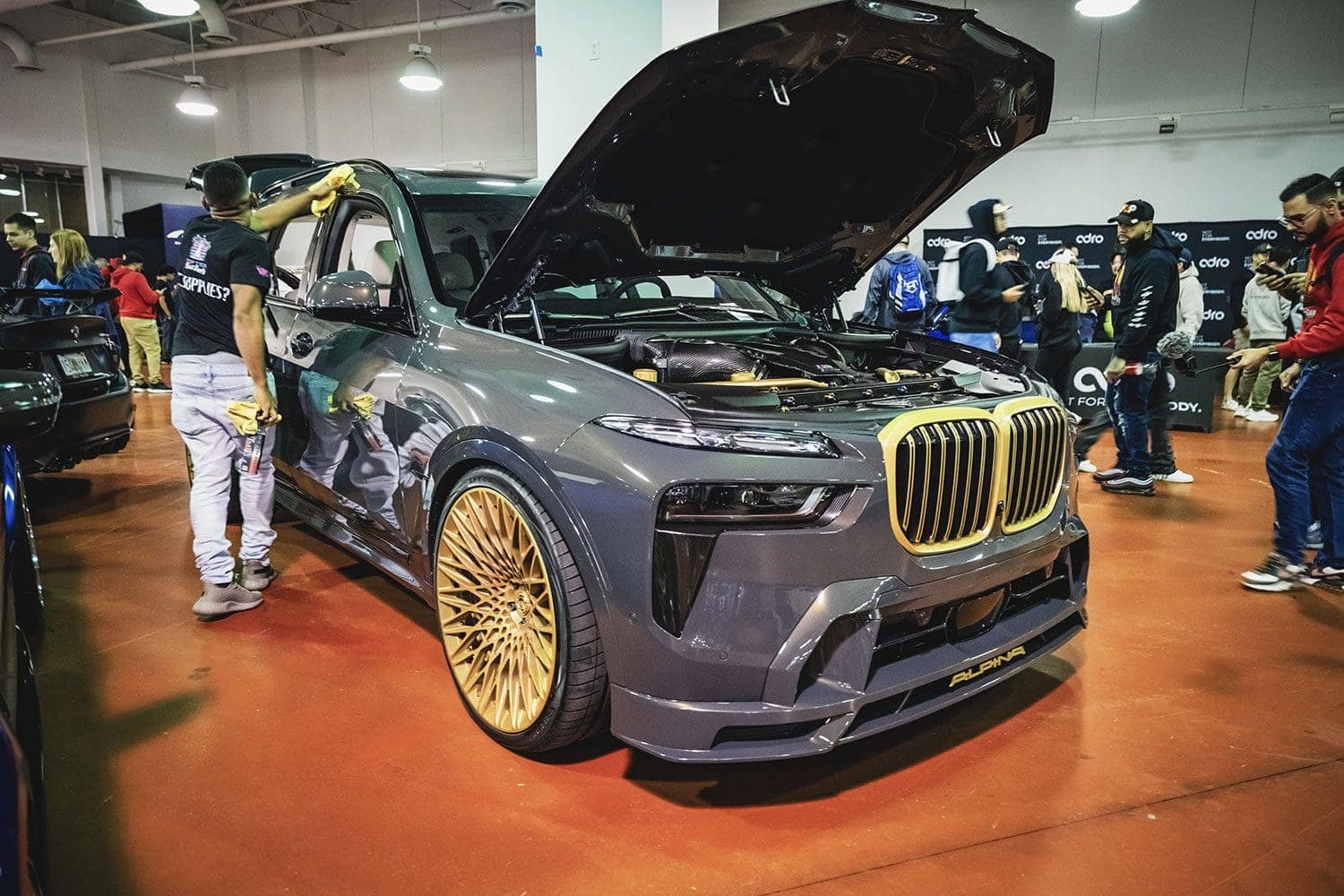 Alpina XB7