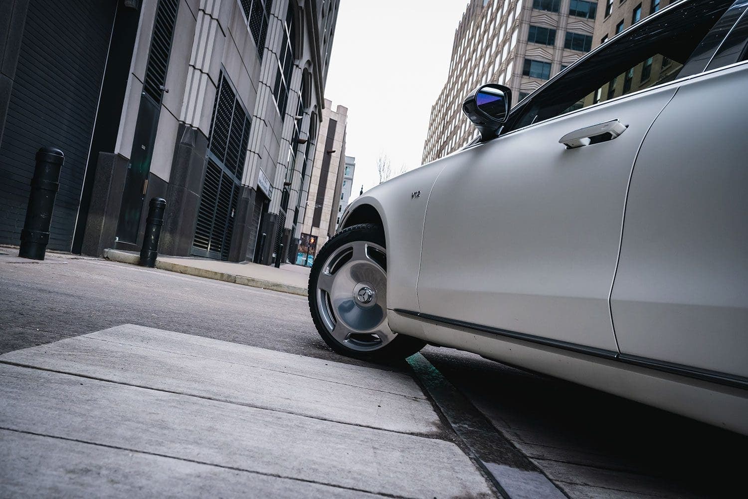 Mercedes-Maybach S680