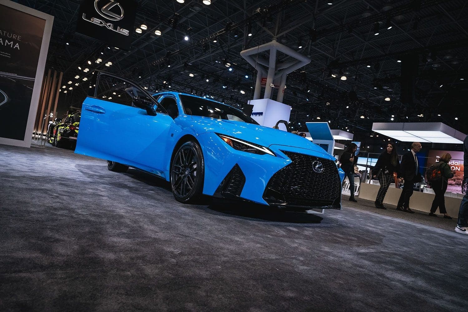 Lexus IS500