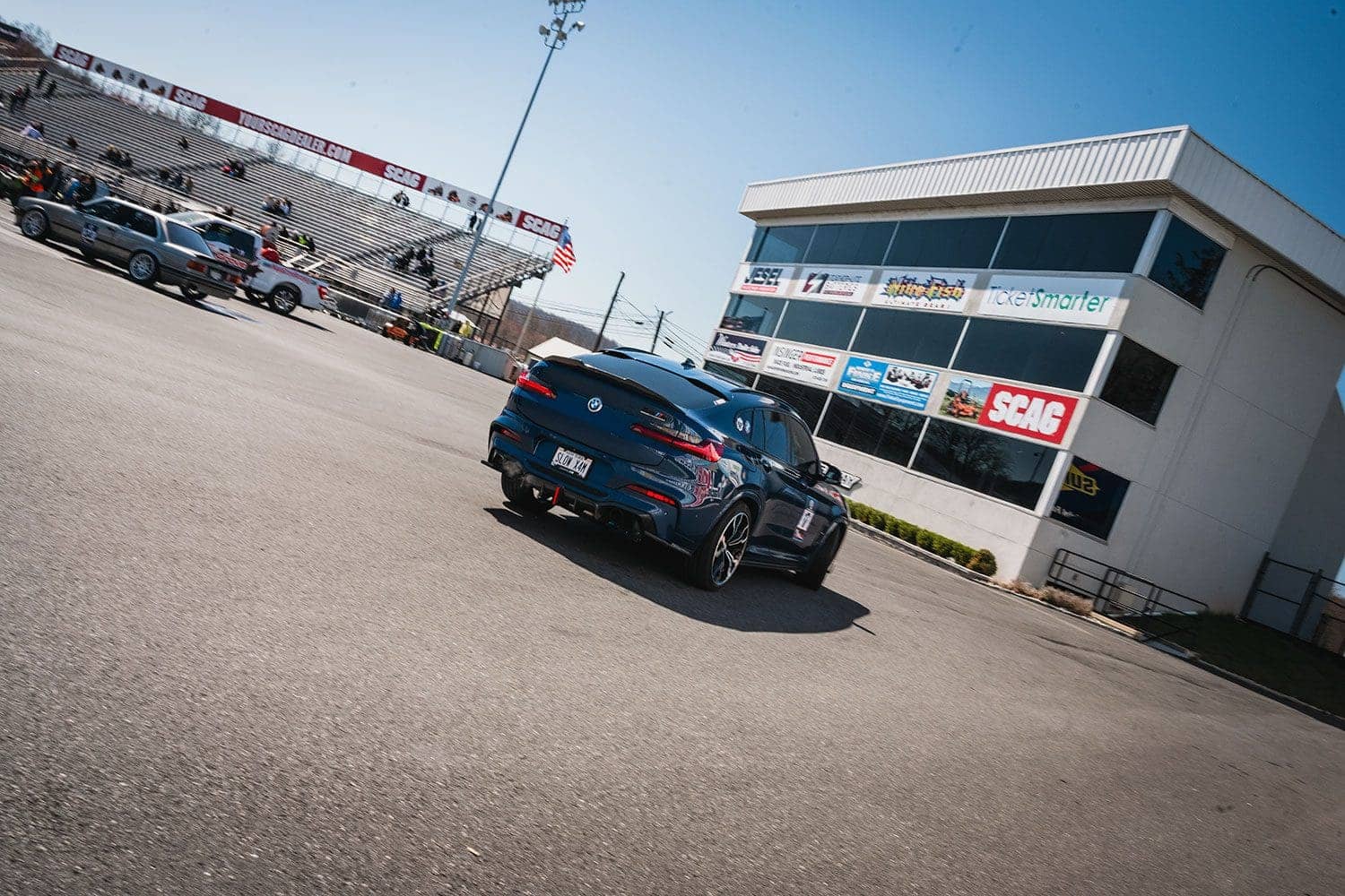 Bimmers vs the World