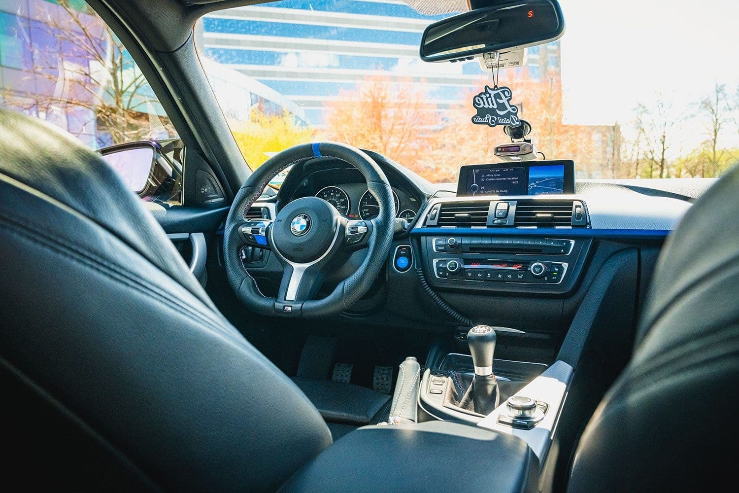 BMW 335i