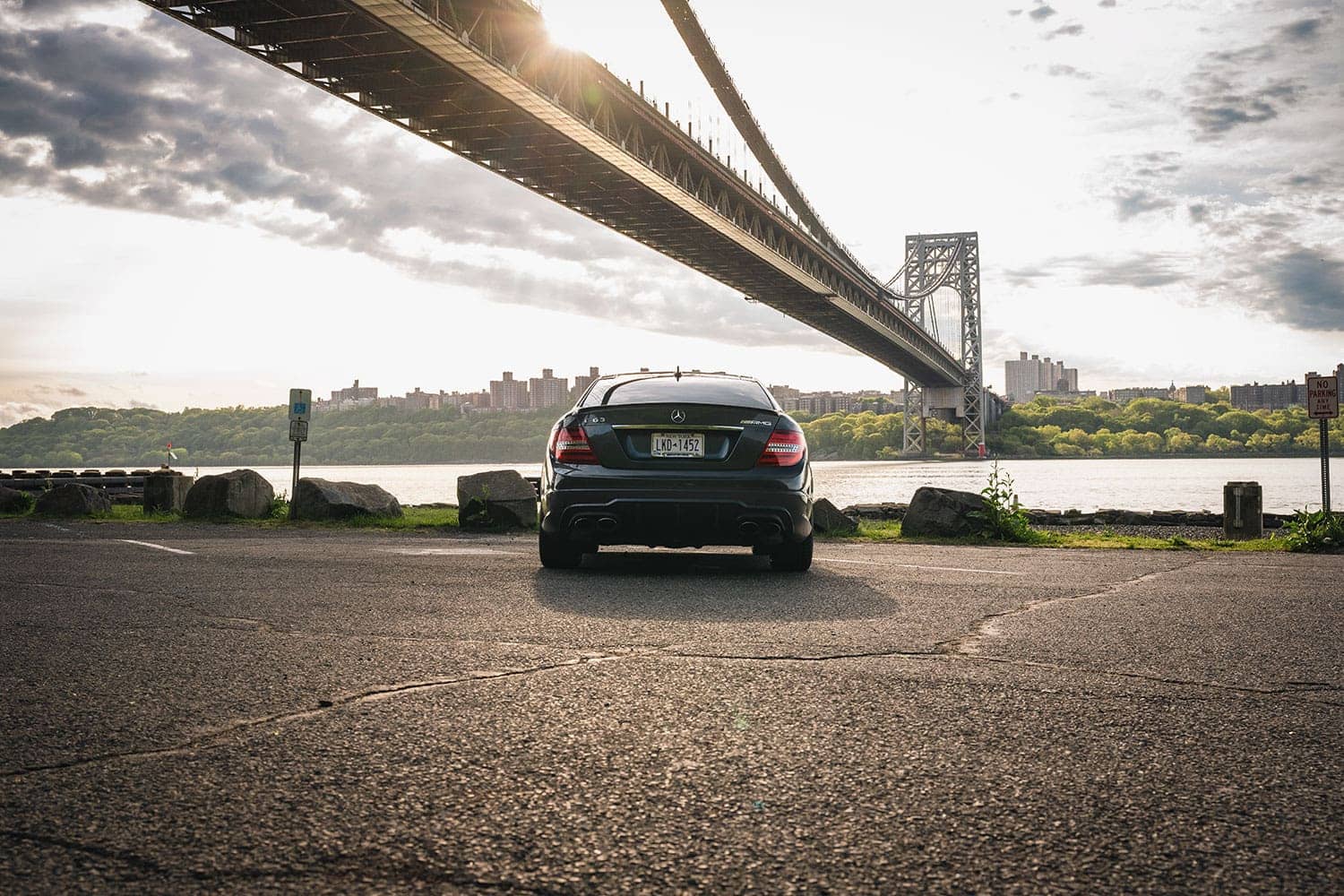 Mercedes C63 AMG