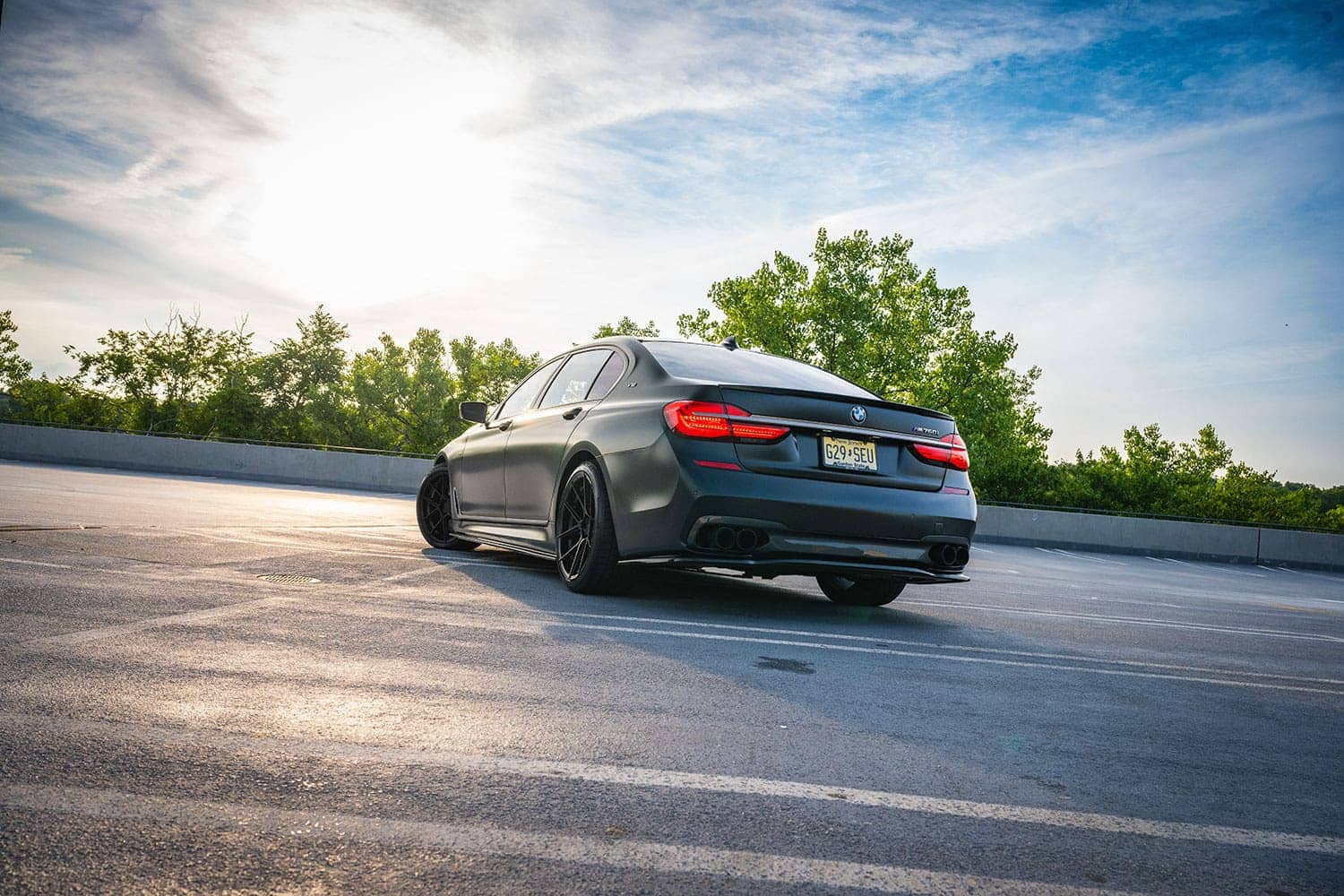 BMW M760i
