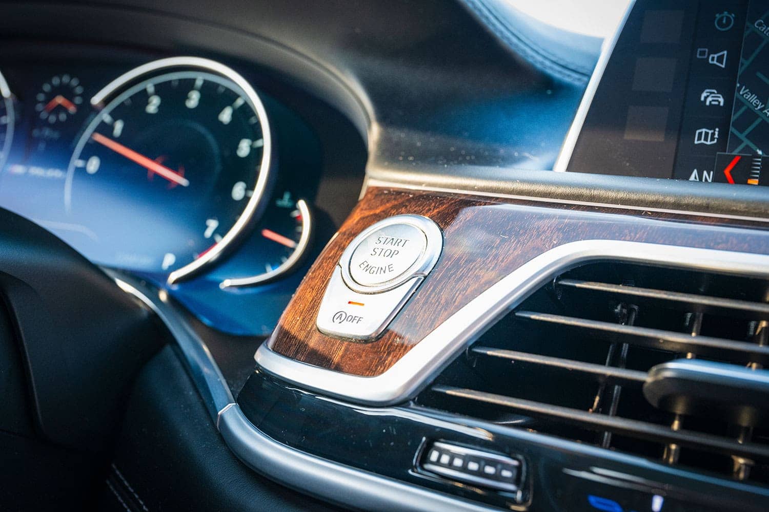 BMW M760i