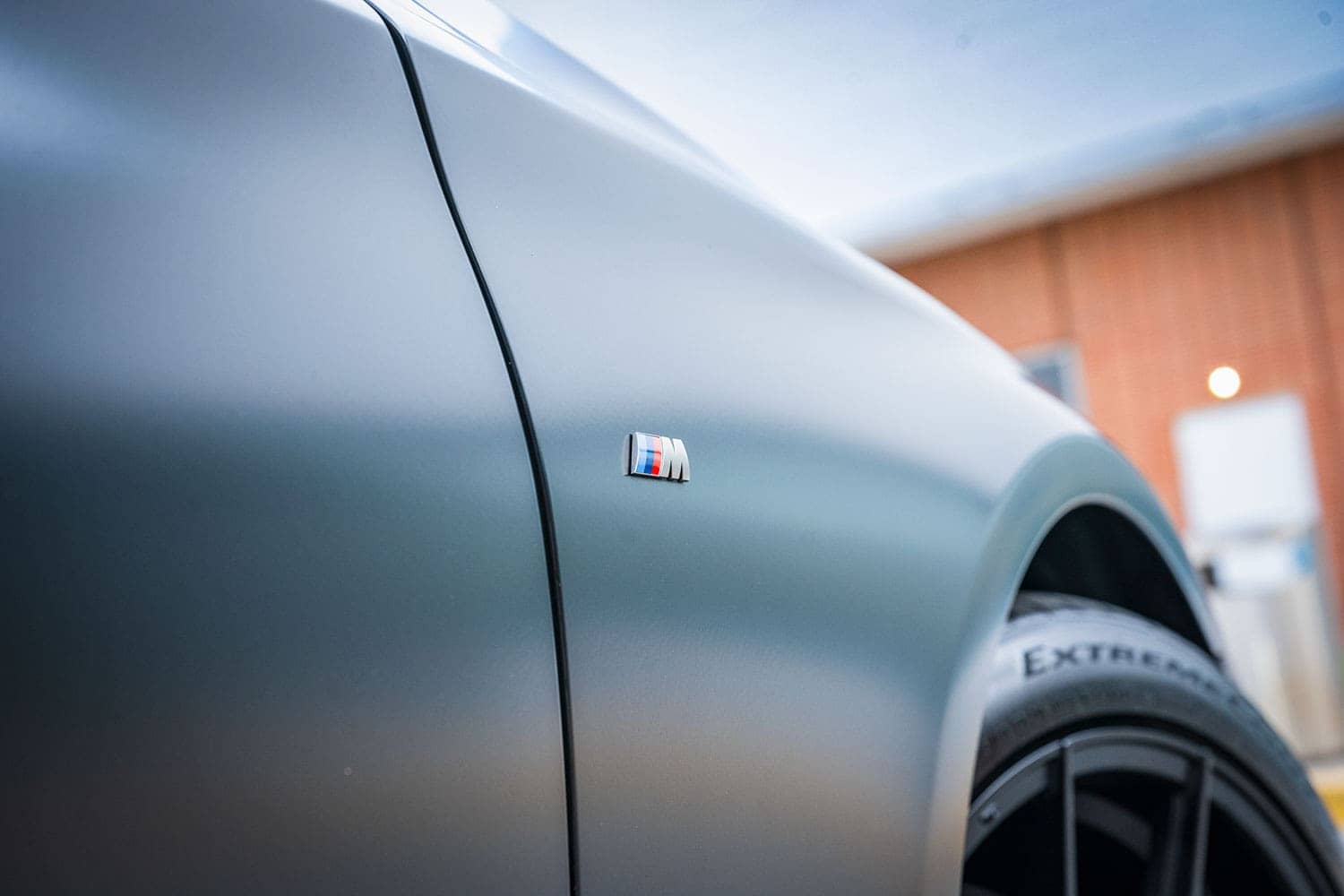 BMW M760i