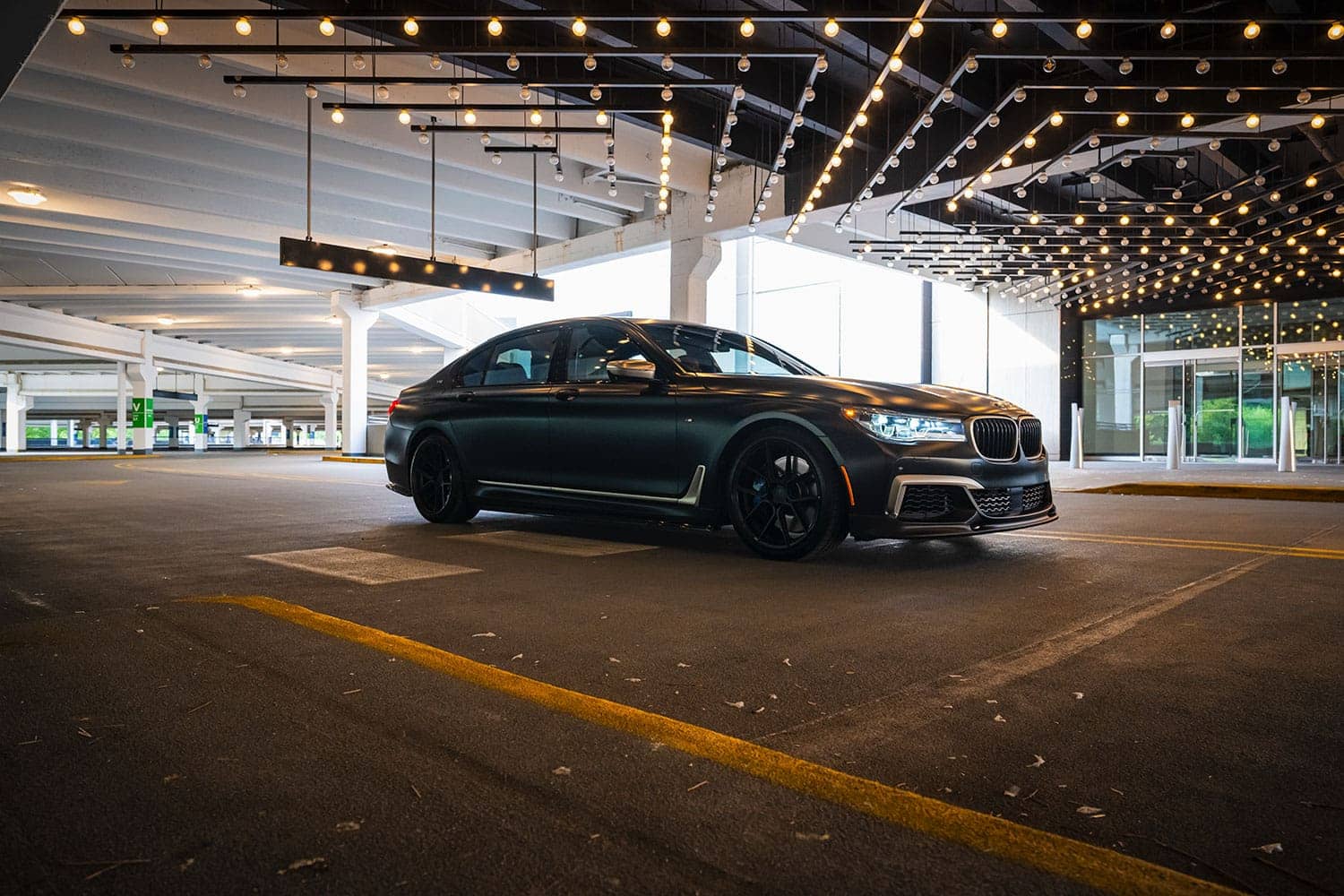 BMW M760i
