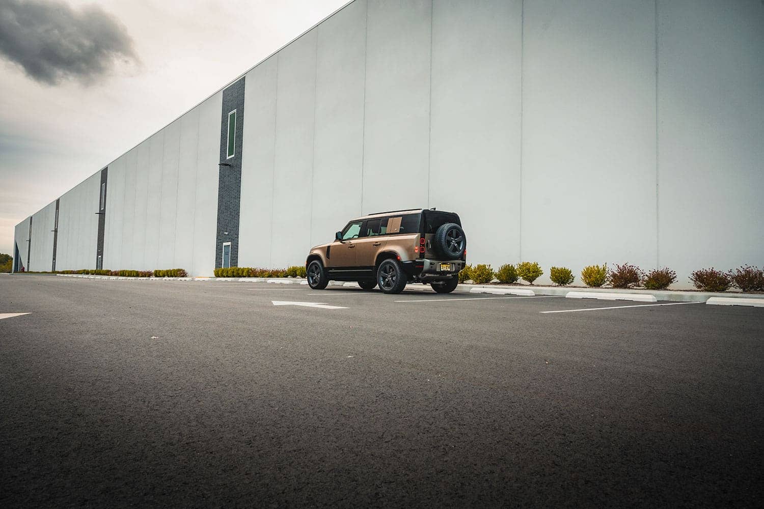 land-rover-defender-110