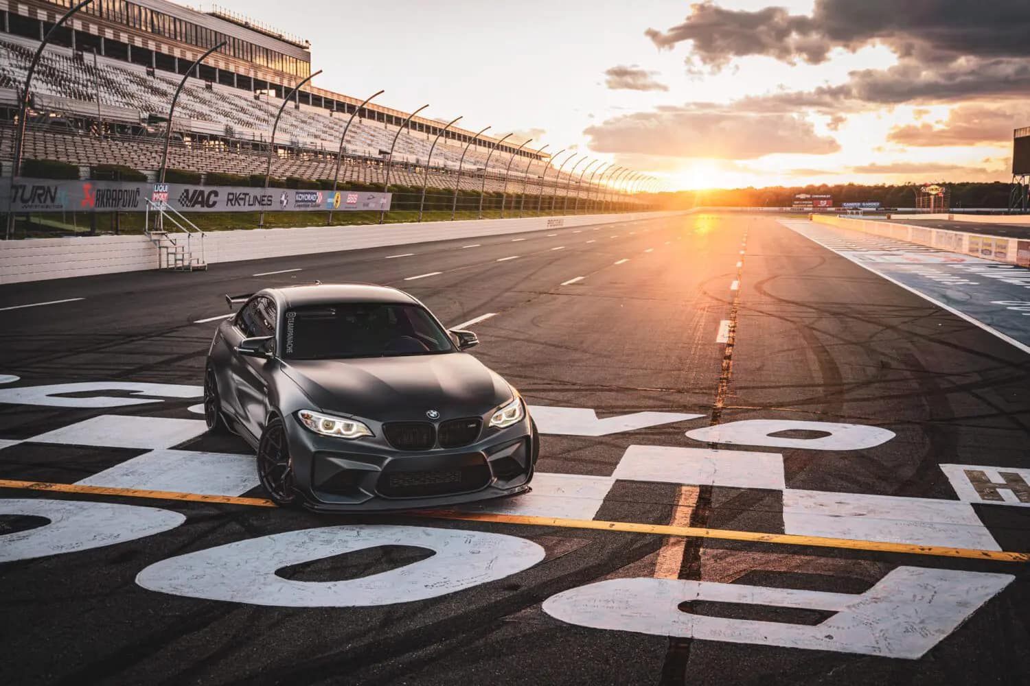 m2-sunset-track-line