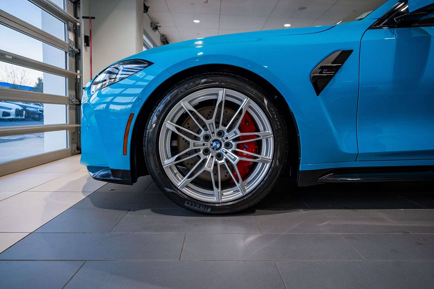 2025-bmw-m3-miami-blue5