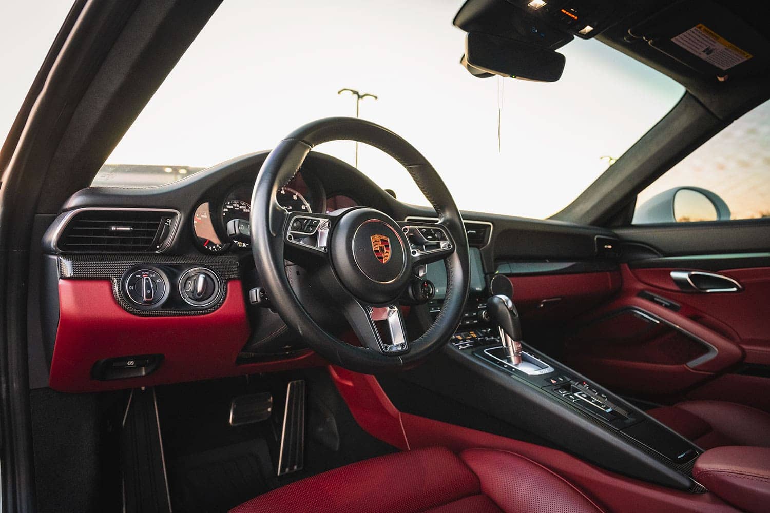 2018-porsche-911-turbo12