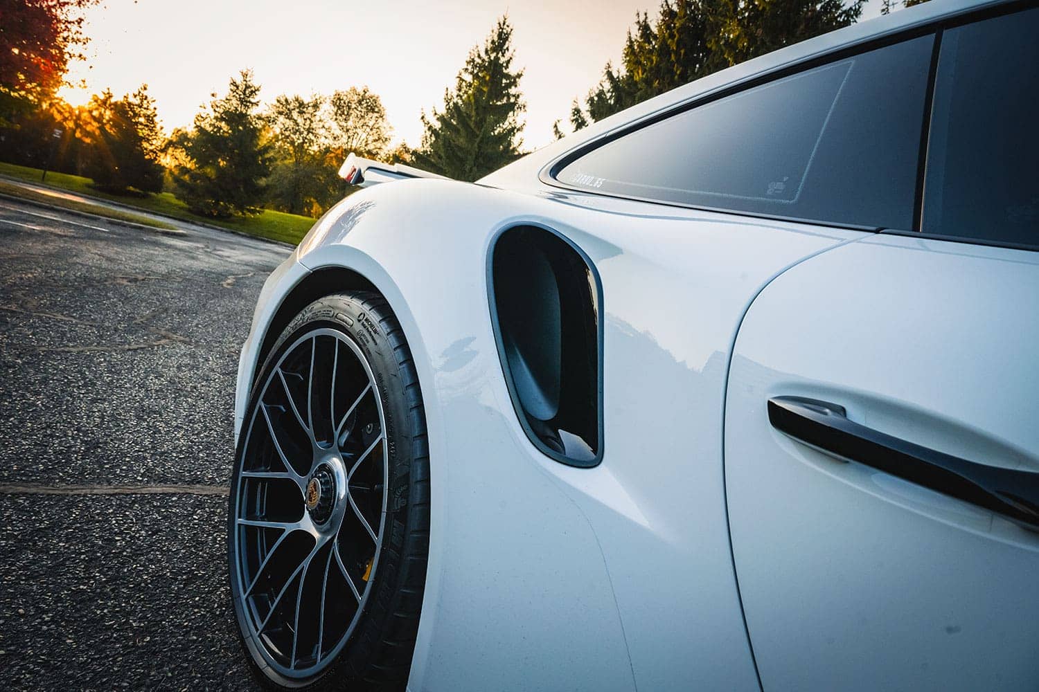 2018-porsche-911-turbo40