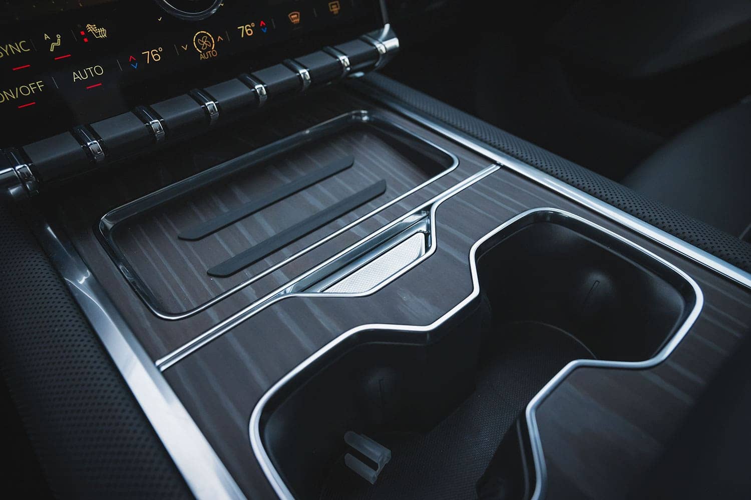 gmc-sierra-ev-denali-11
