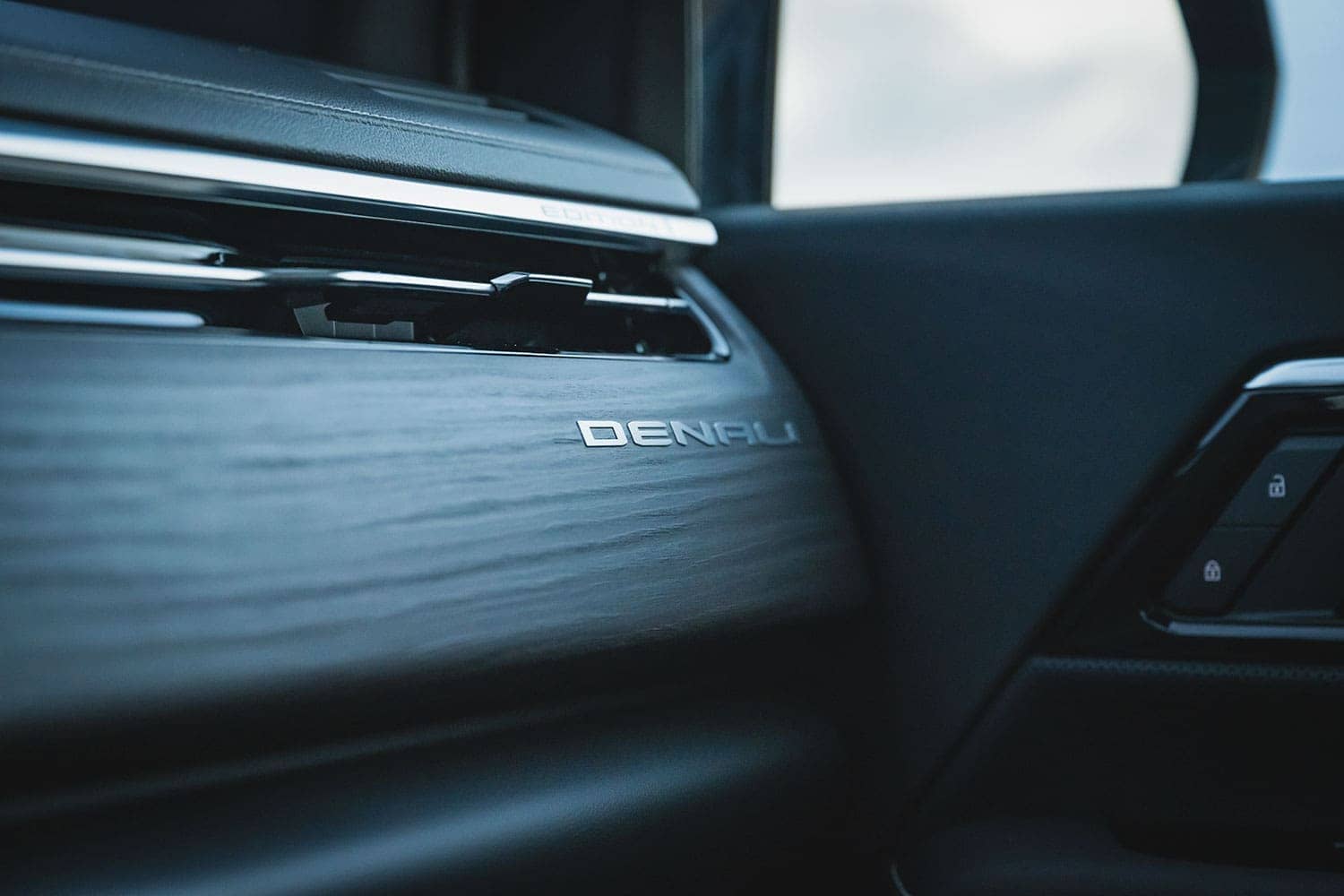 gmc-sierra-ev-denali-2