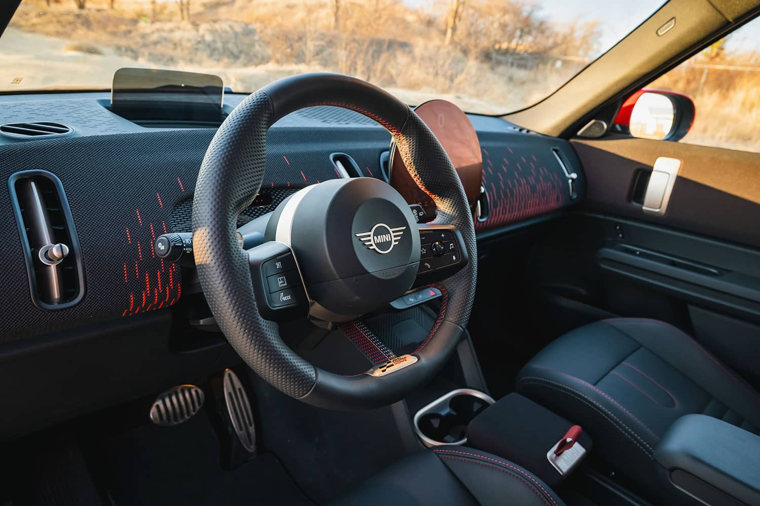 mini-jcw-countryman-all4-12