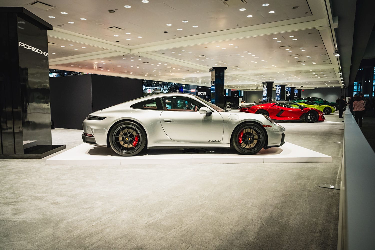 911 T-Hybrid