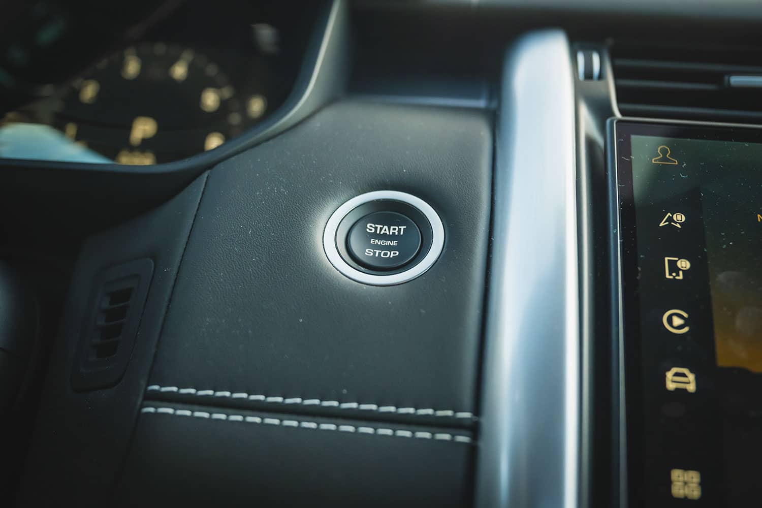 land-rover-discovery