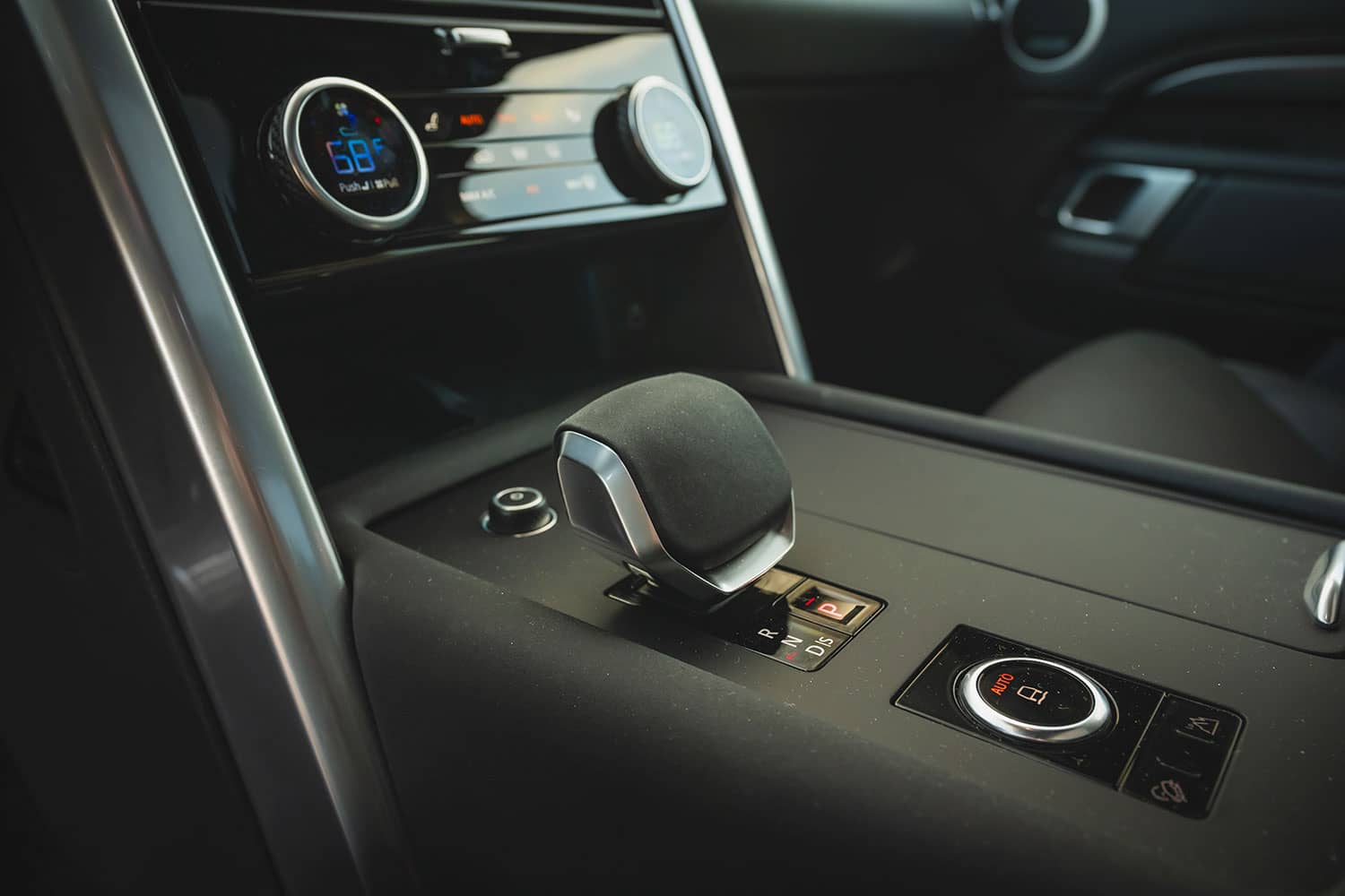 land-rover-discovery