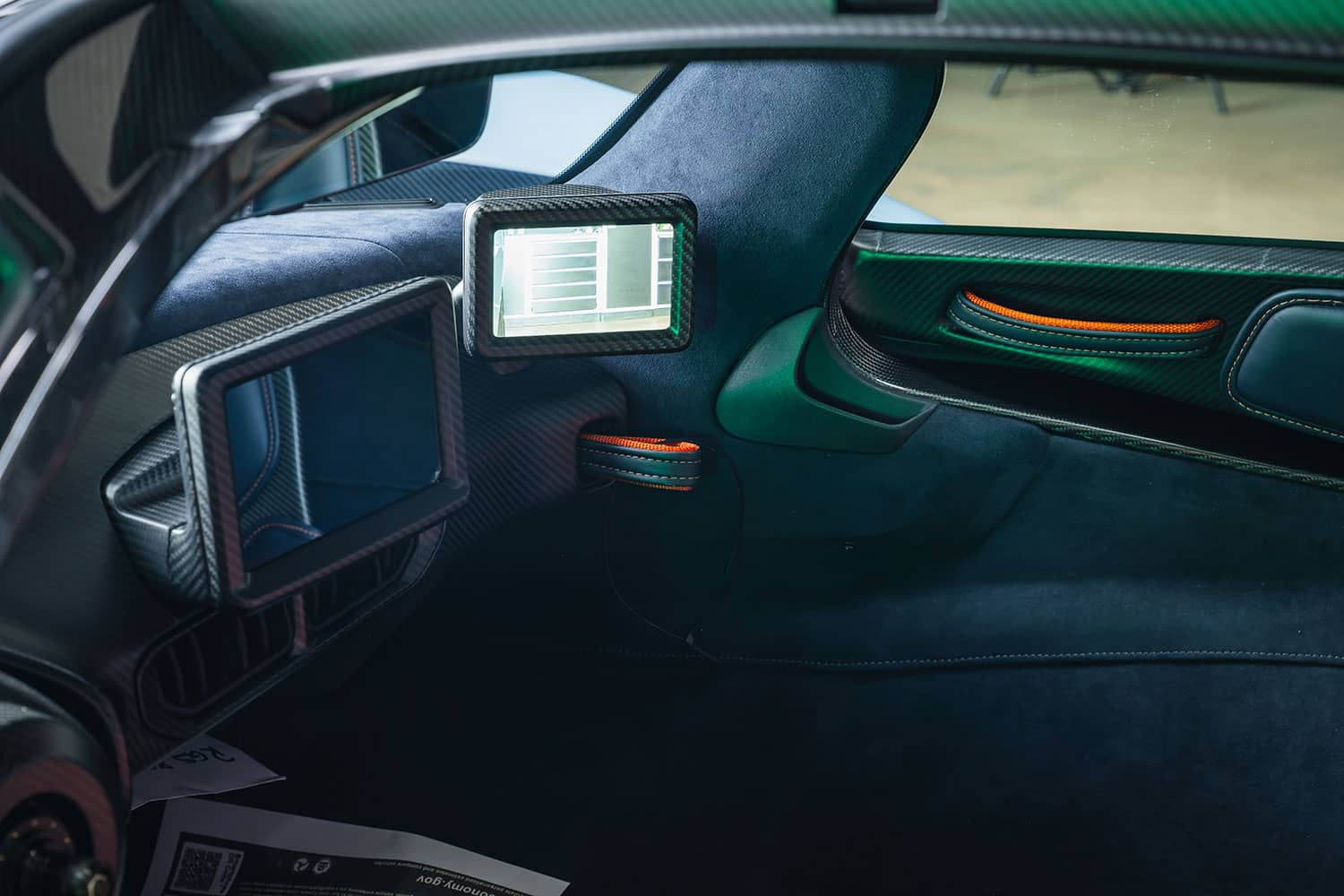 aston-martin-valkyrie
