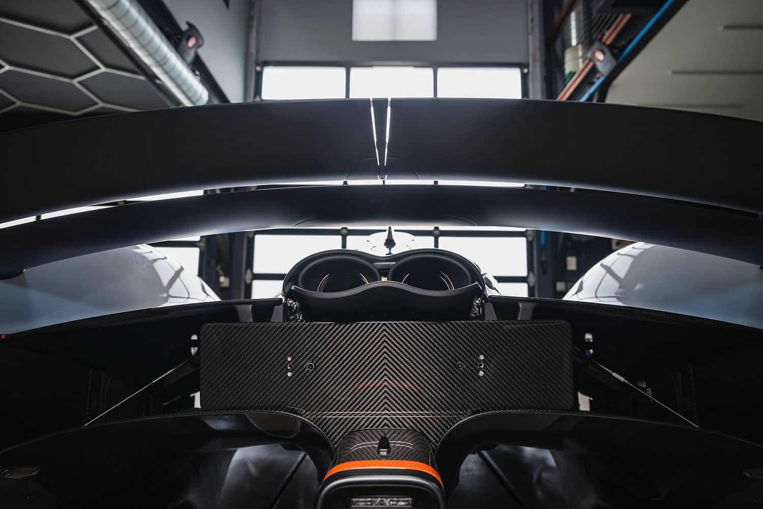 aston-martin-valkyrie