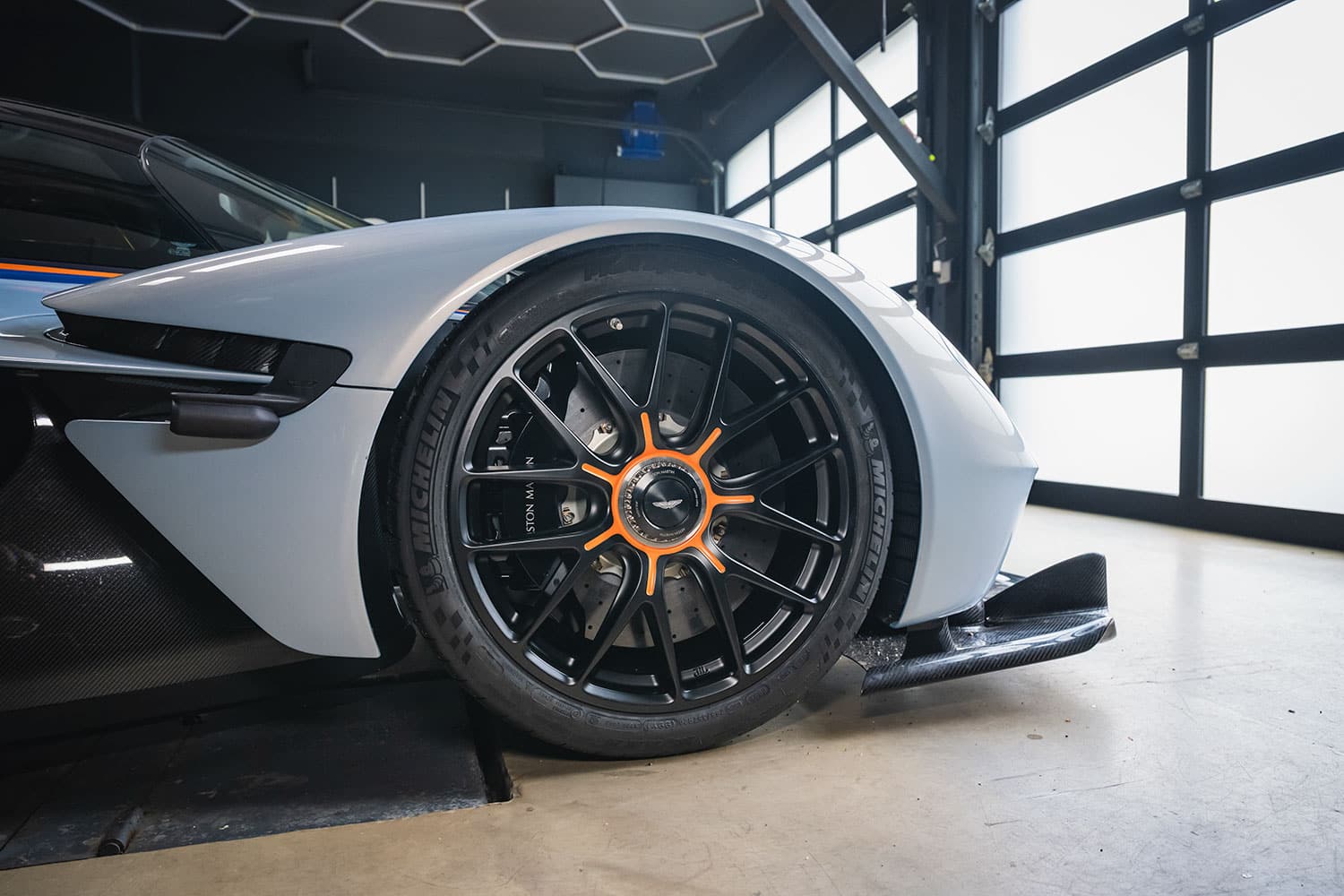 Aston Martin Valkyrie