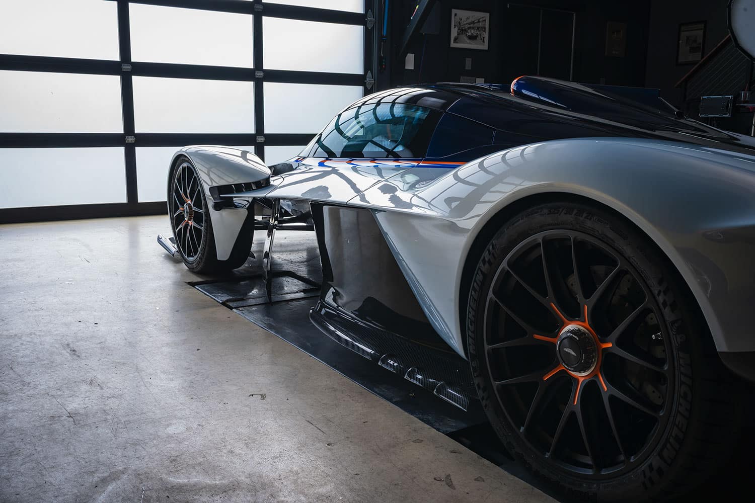 aston-martin-valkyrie