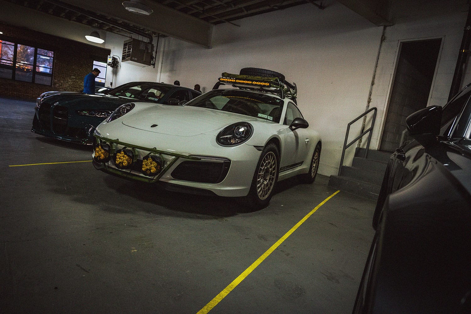 Porsche 911 Dakar look alike