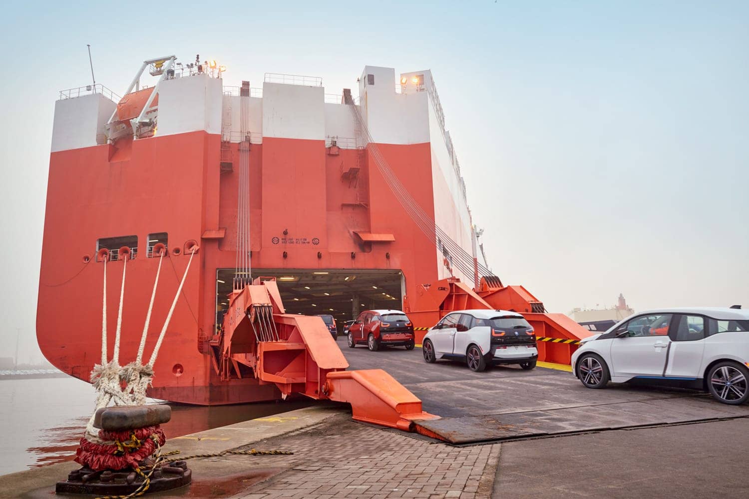 bmw-loading