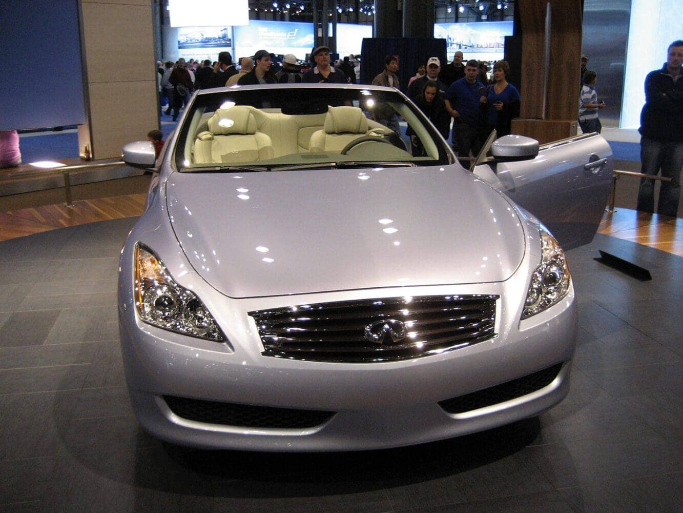 Infiniti G37
