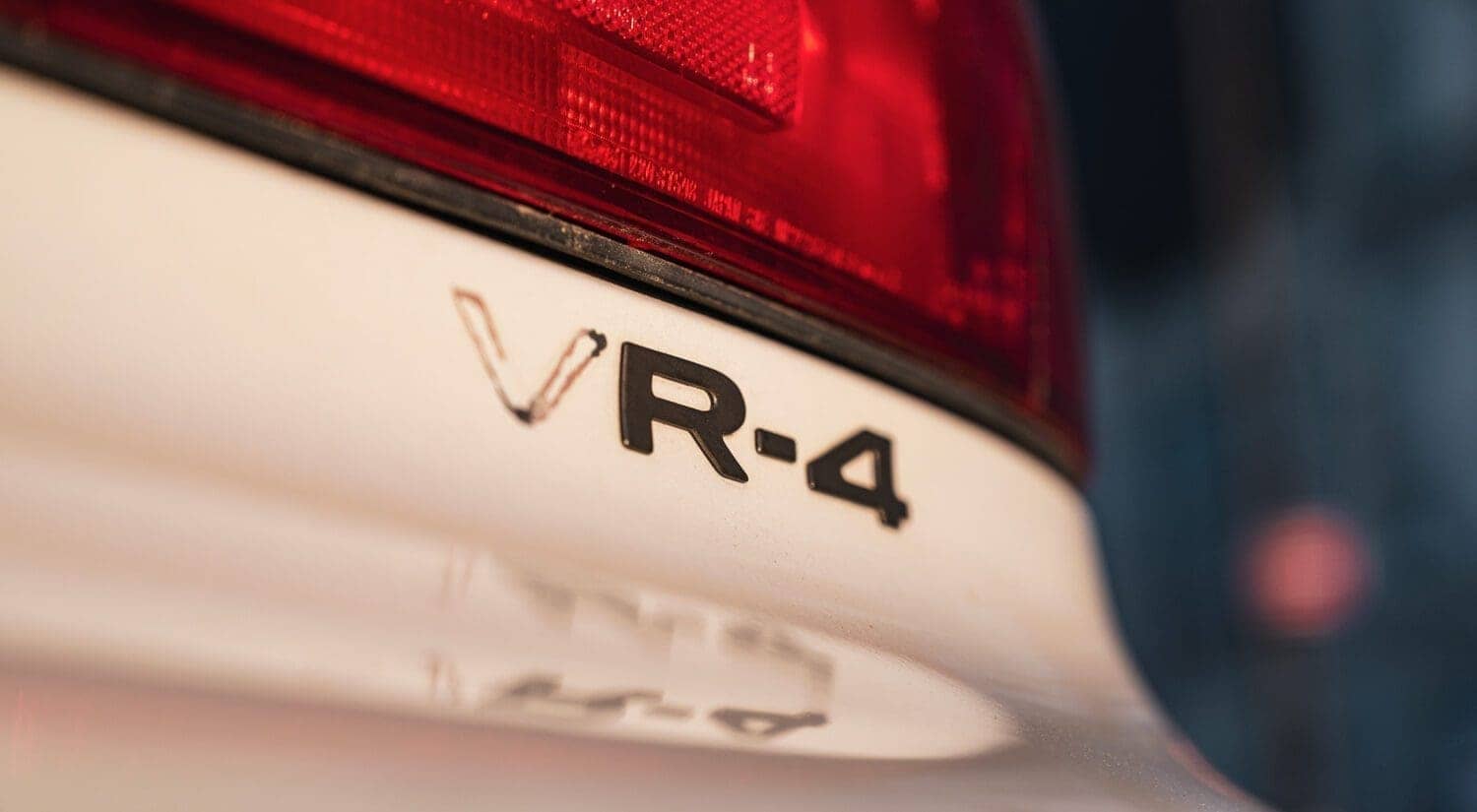 3000GT vr-4 badge