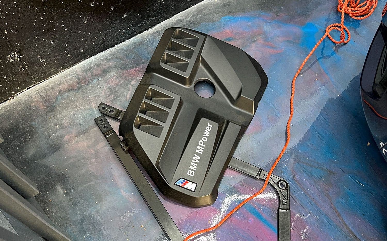 engine-cover