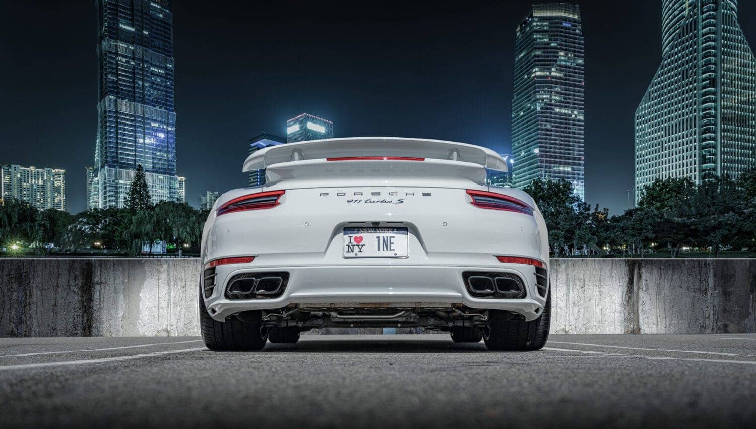 Porsche 922 turbo composite