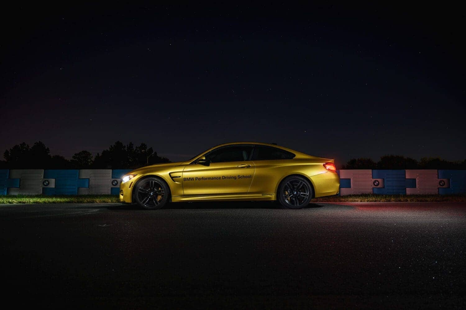 BMW M4 no stars