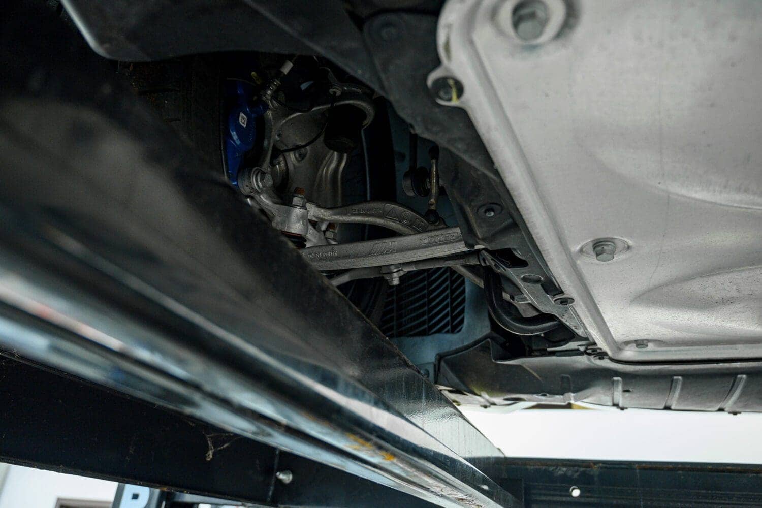 BMW M2 suspension