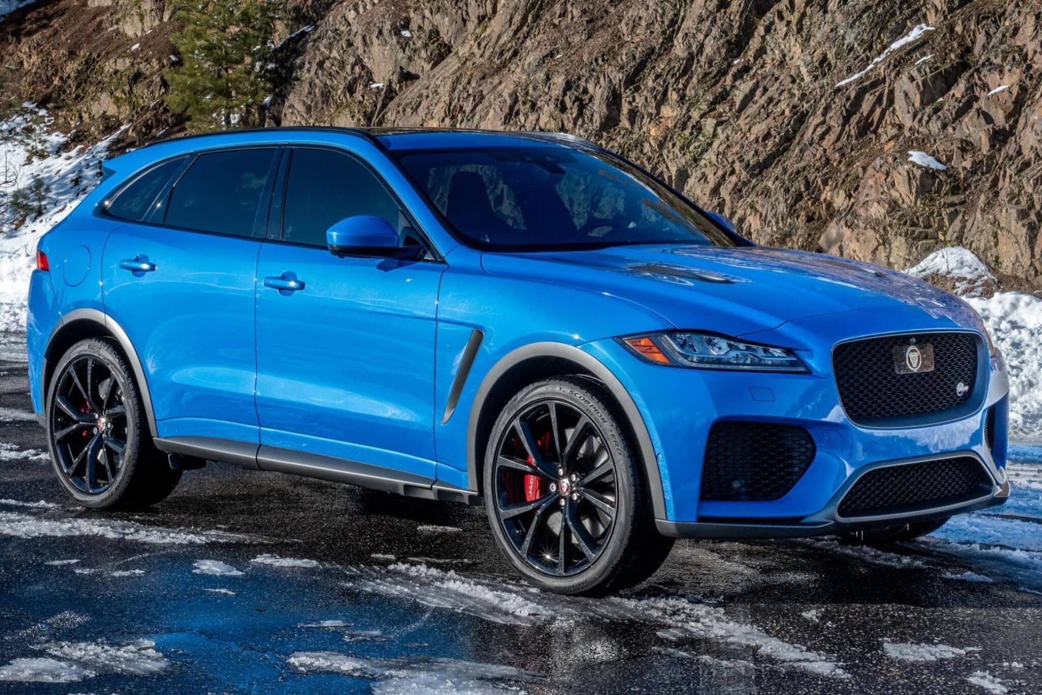 f-pace-svr