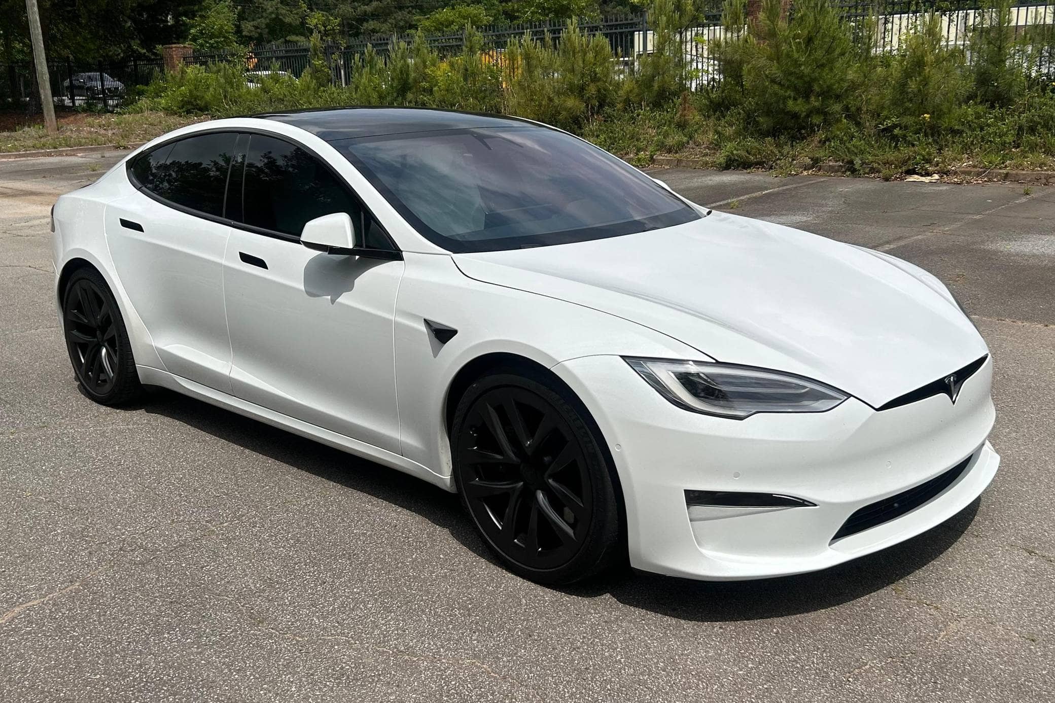 tesla-plaid