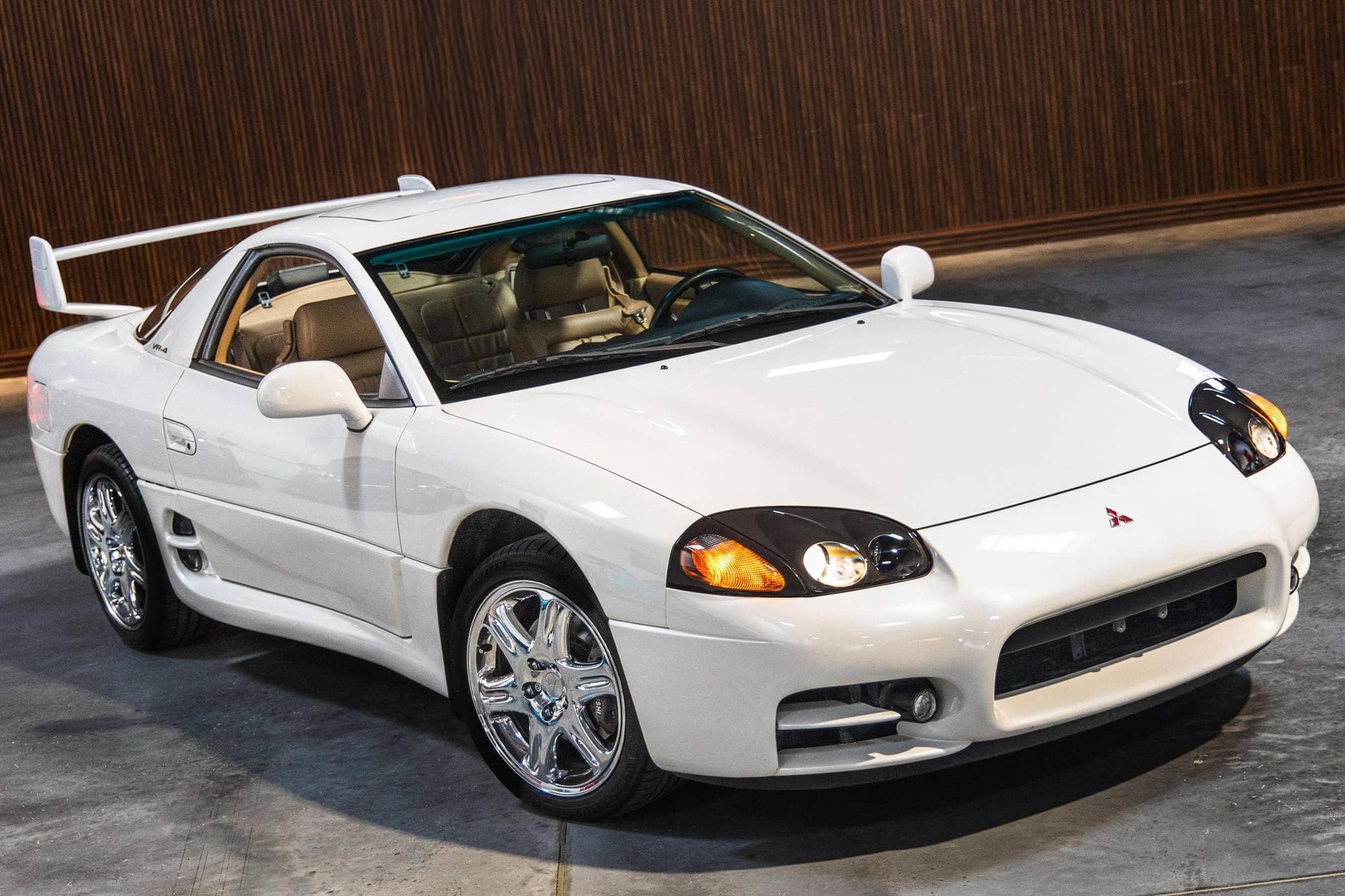 1999 VR-4