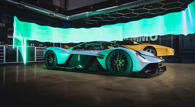Aston-Martin-Valkyrie