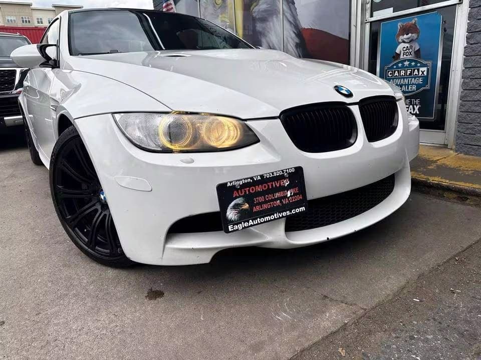 e92-white
